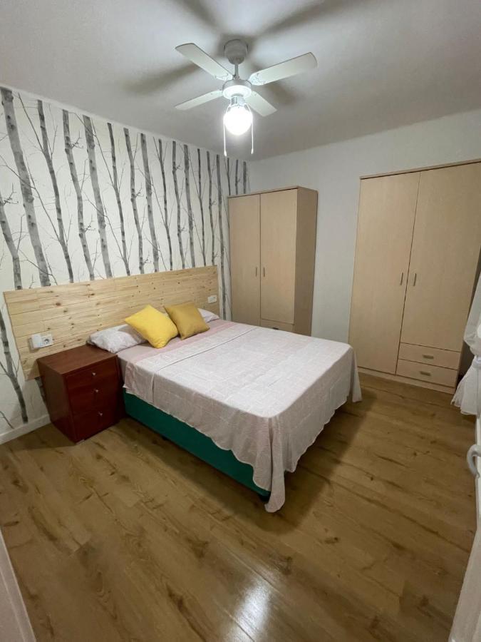 Apartamento Mar y montaña en la costa del Maresme Pineda De Mar Exterior foto