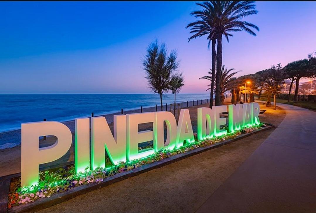Apartamento Mar y montaña en la costa del Maresme Pineda De Mar Exterior foto